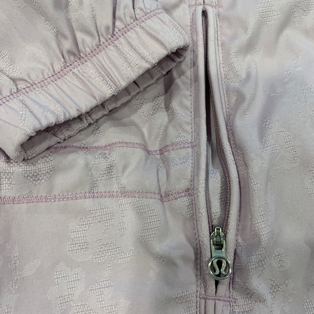 Lululemon "Travel to track" lilac jacket Size 4 - Picture 11 of 12